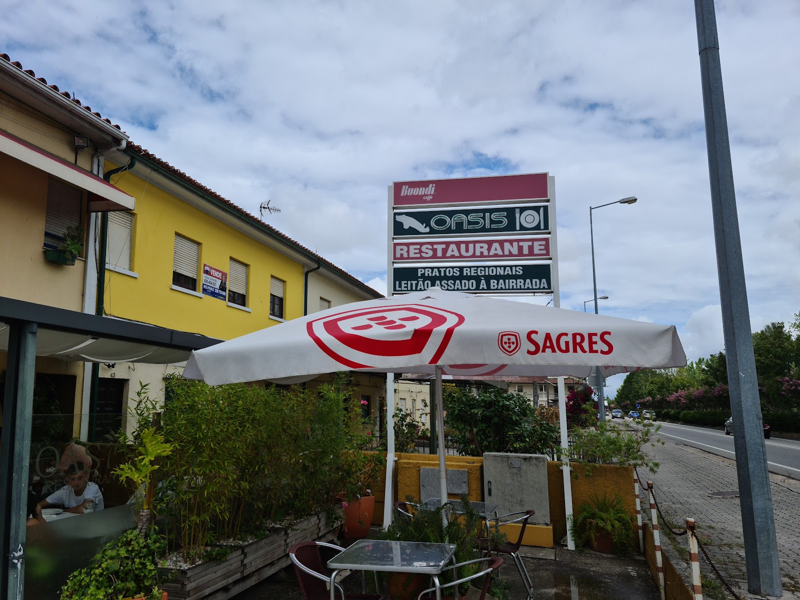 Oasis Hotel, hotel accommodation in Mealhada on the Camino Portuguese