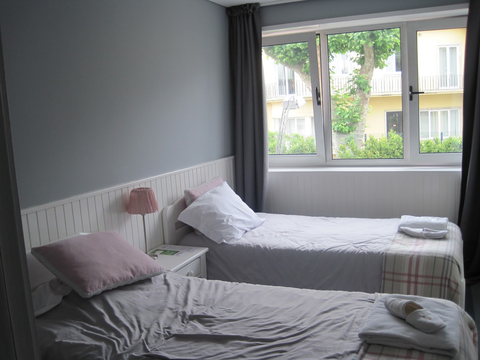 Hostel Cruz Vermelha photo 2, albergue accommodation in Porto on the Camino Portuguese