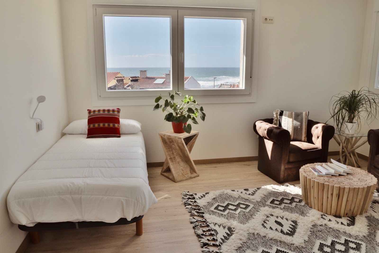 La Cala - A Pilgrim's Inn photo 2, albergue accommodation in Oia on the Camino Portuguese