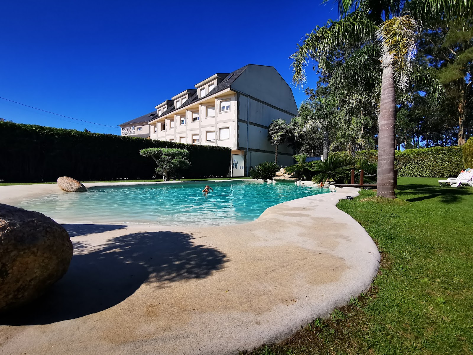 Hotel Dinajan, hotel accommodation in Vilanova de Arousa on the Camino Portuguese