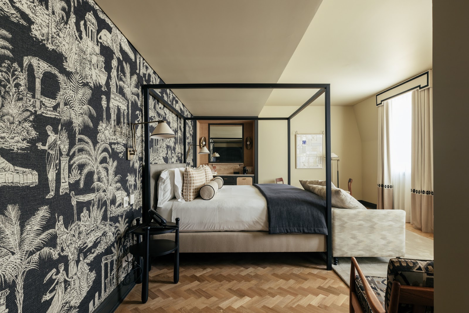 Infante Sagres Porto - Small Luxury Hotels Of The World photo 2, hotel accommodation in Porto on the Camino Portuguese