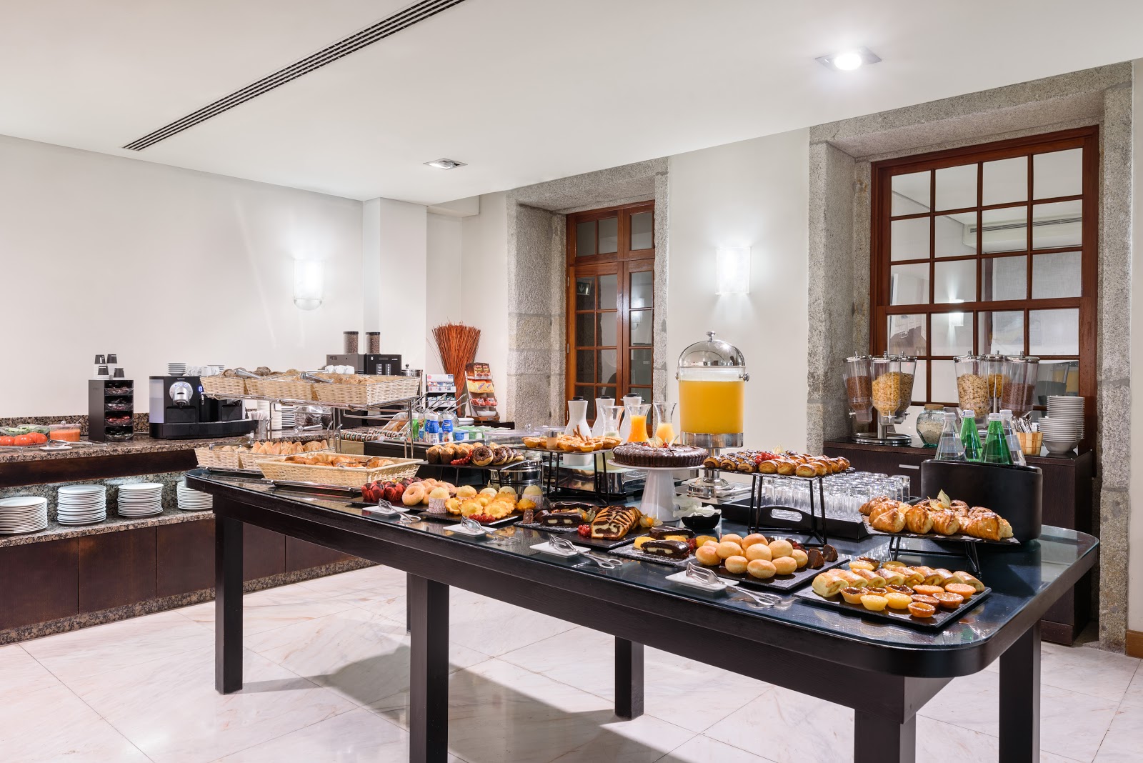Eurostars Das Artes photo 4, hotel accommodation in Porto on the Camino Portuguese