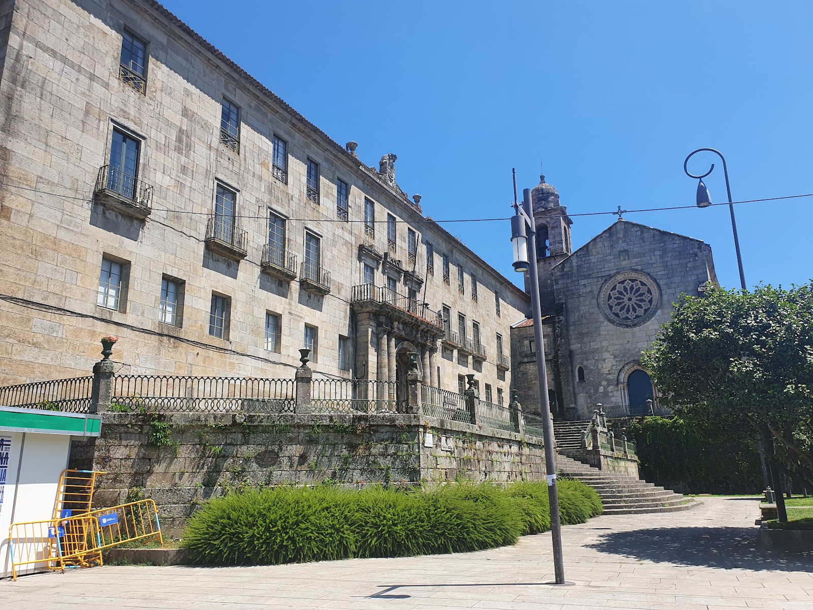 Boa Vila, hotel accommodation in Pontevadra on the Camino Portuguese