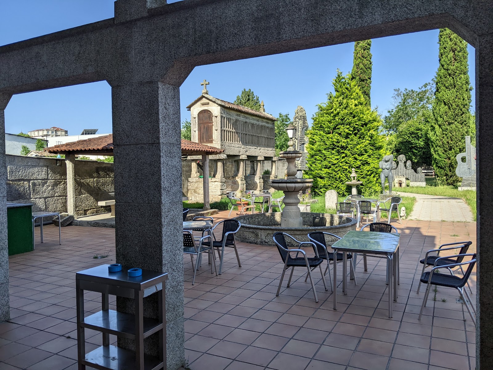 Hostal Albergue Villa San Clemente photo 5, albergue accommodation in Tui on the Camino Portuguese