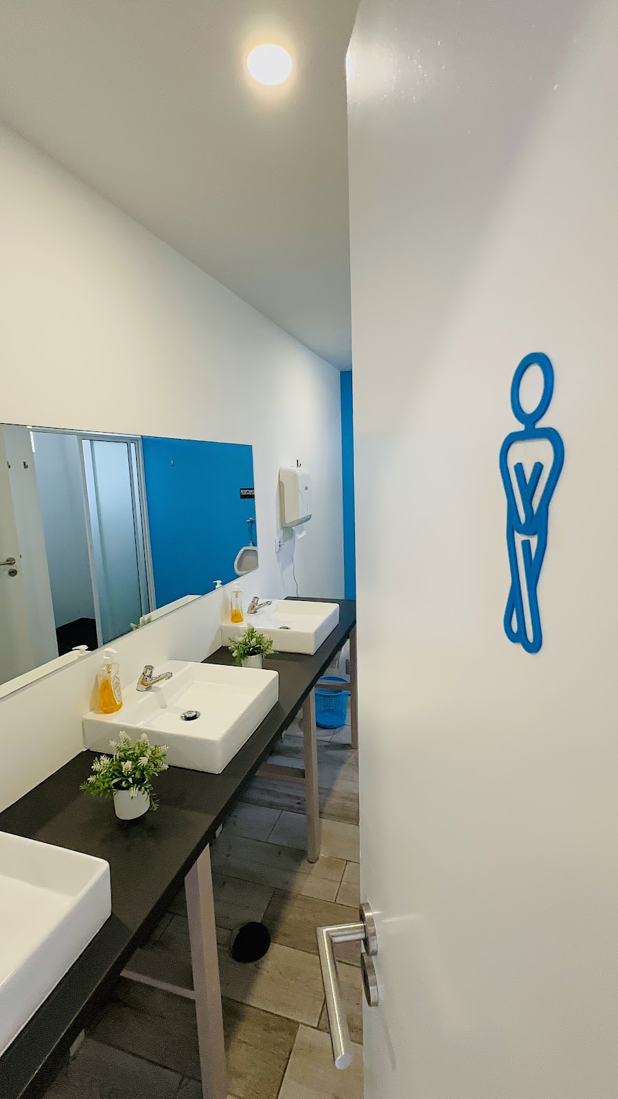 Hostel Costa Selvagem photo 3, albergue accommodation in Marinhas on the Camino Portuguese