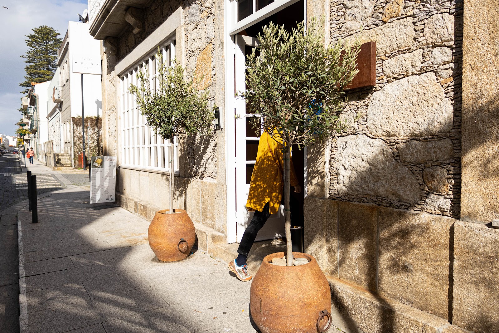 Hotel Meira, hotel accommodation in Vila Praia de Ancora on the Camino Portuguese