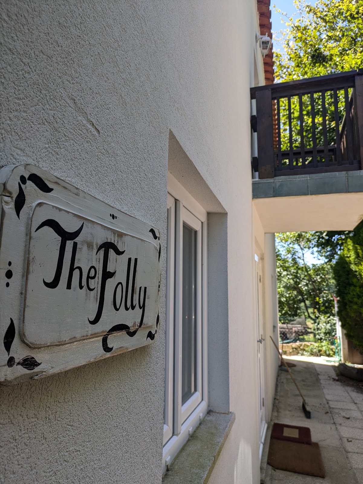 Casa de Folly, apartment accommodation in Romarigaes on the Camino Portuguese