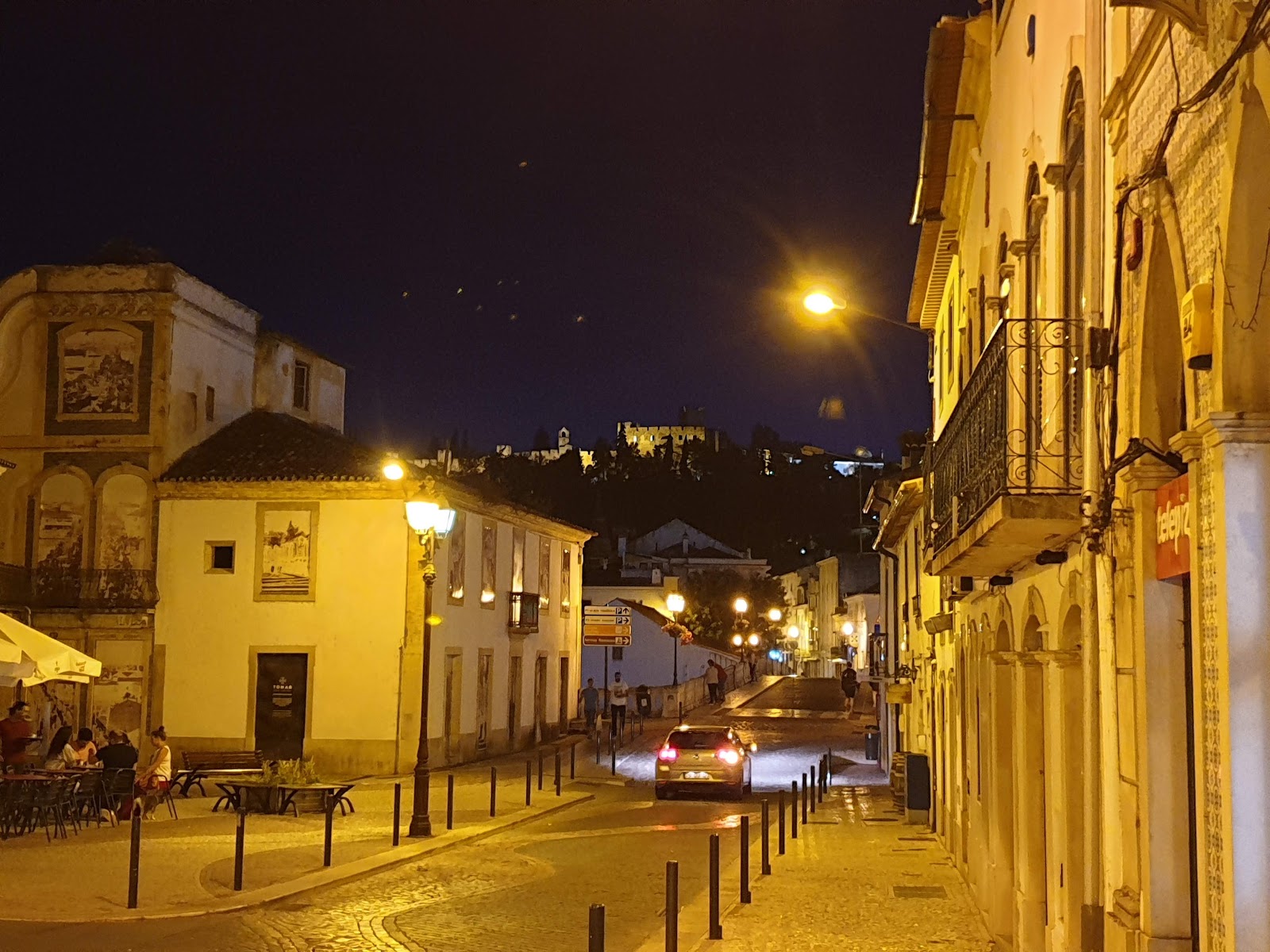 Hotel Bonjardim, hotel accommodation in Tomar on the Camino Portuguese