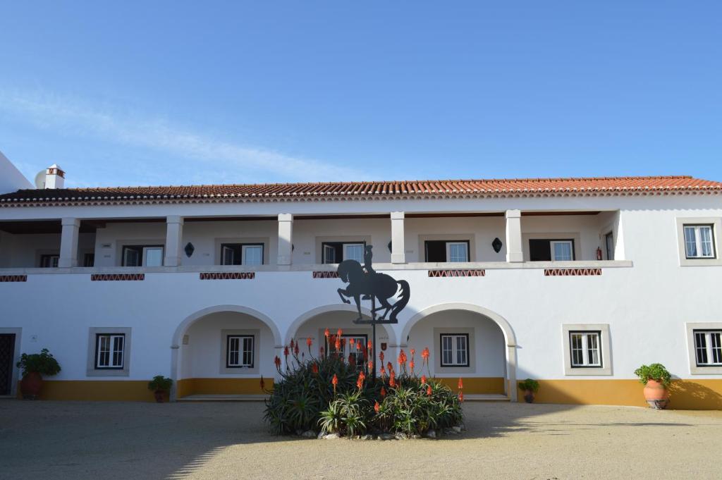 Hotel Lusitanus Vila, hotel accommodation in Golega on the Camino Portuguese