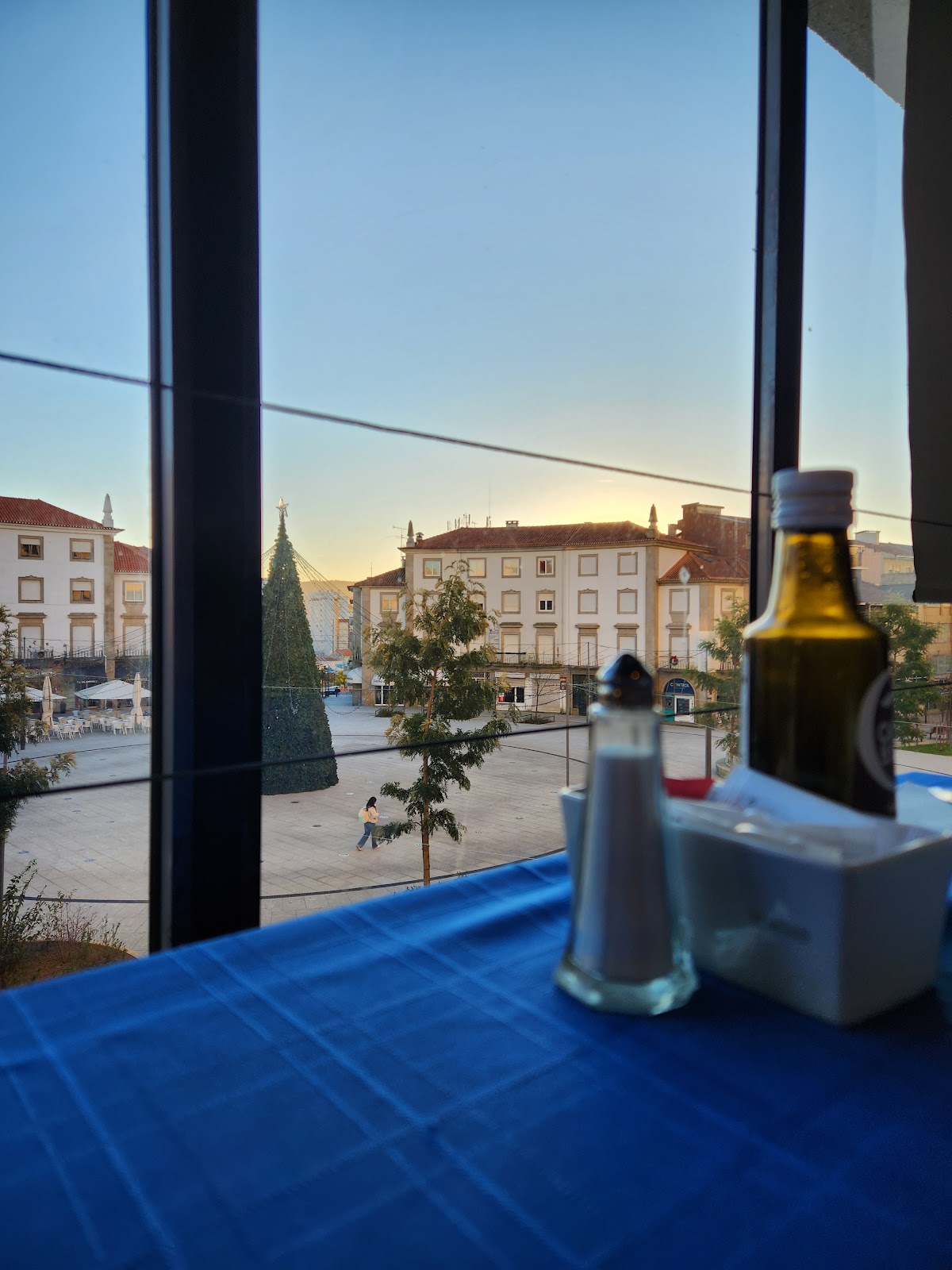 Central Suites, apartment accommodation in Sao Joao da Madeira on the Camino Portuguese