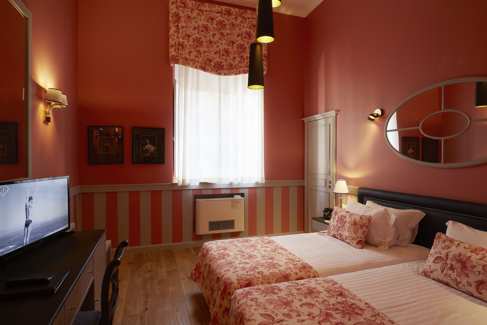Grande Hotel do Porto photo 2, hotel accommodation in Porto on the Camino Portuguese