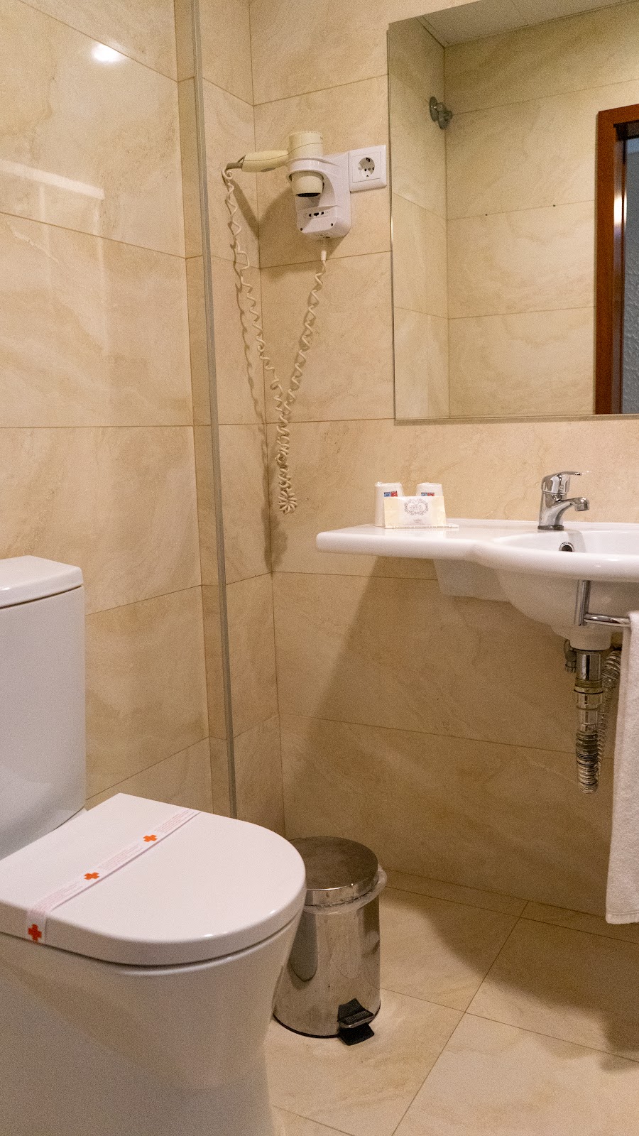 WOT Porto photo 3, hotel accommodation in Porto on the Camino Portuguese