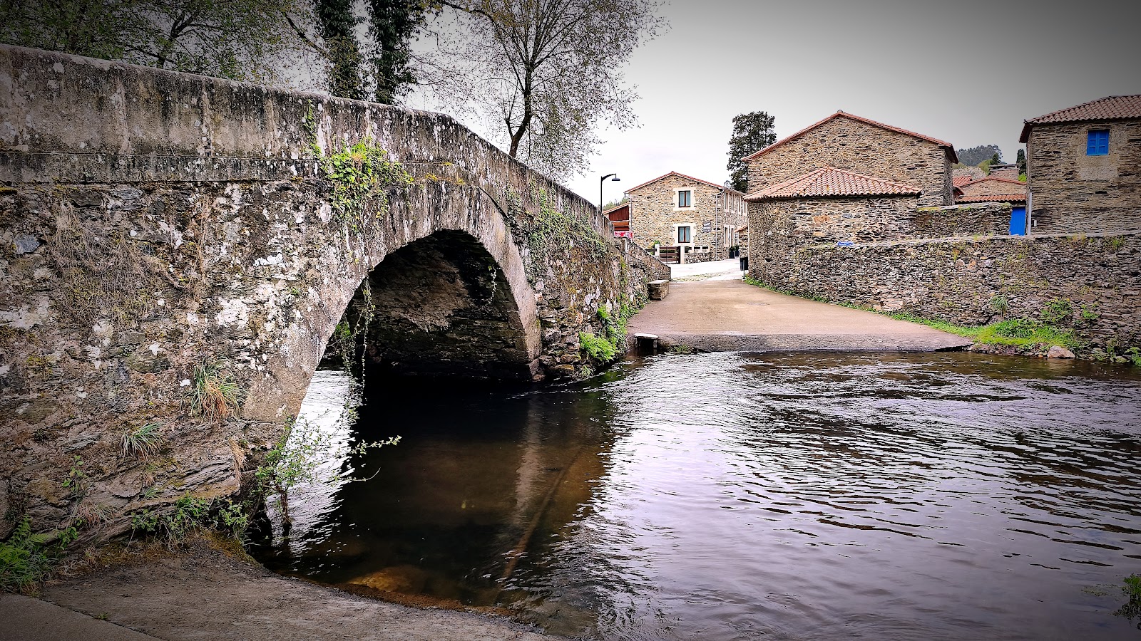 Ribadiso locality view on the Camino Frances route